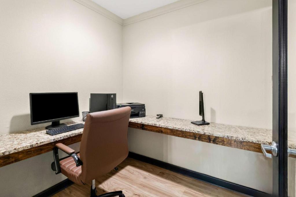 Best Western George West Executive Inn Ngoại thất bức ảnh